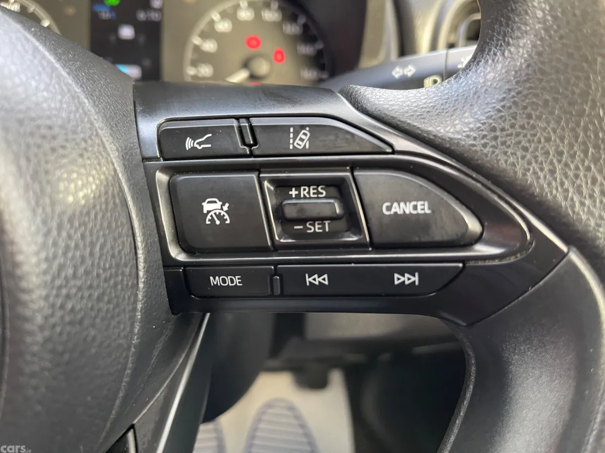 Toyota Yaris Hatchback, Petrol Hybrid, 2021, Silver