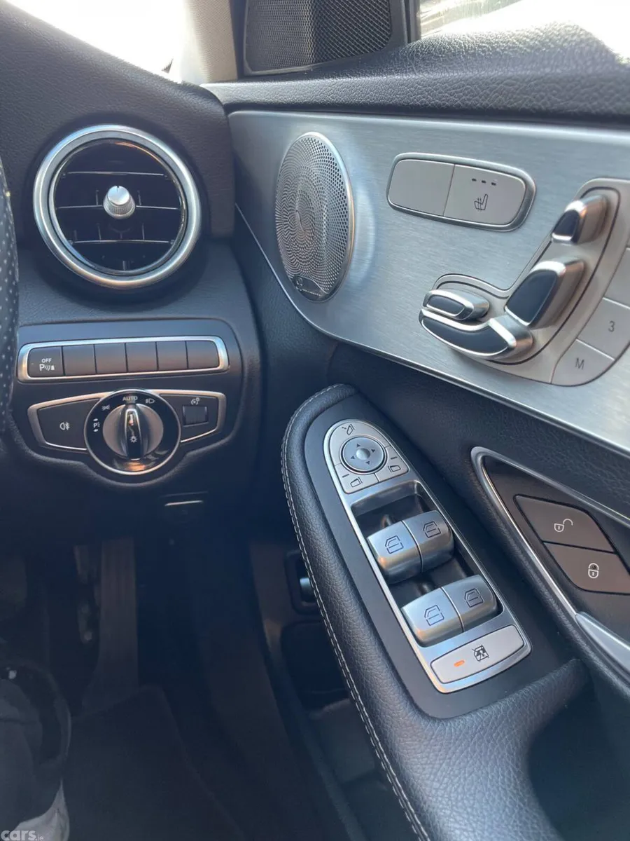 Mercedes-Benz C-Class Estate, Petrol Plug-in Hybrid, 2016, Blue