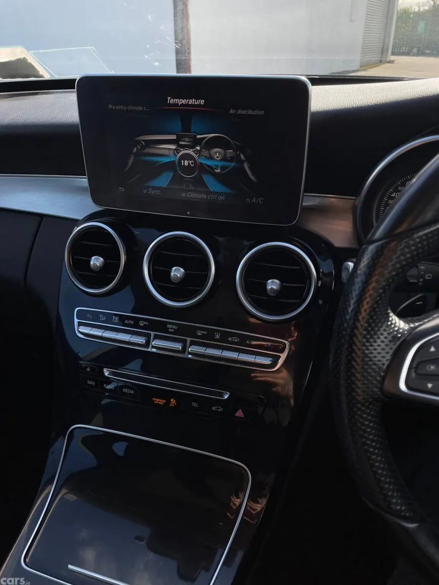Mercedes-Benz C-Class Estate, Petrol Plug-in Hybrid, 2016, Blue