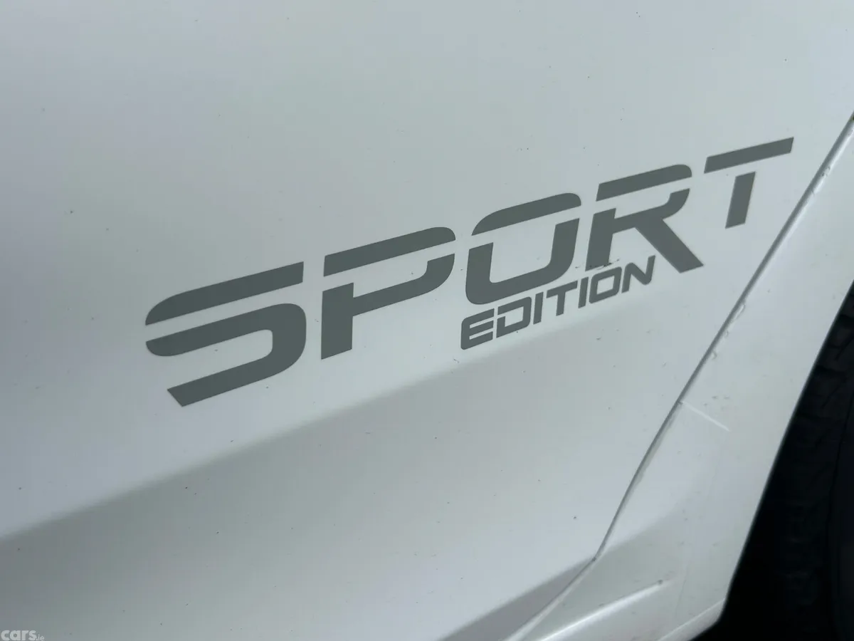 Hyundai i20 Hatchback, Petrol, 2017, White