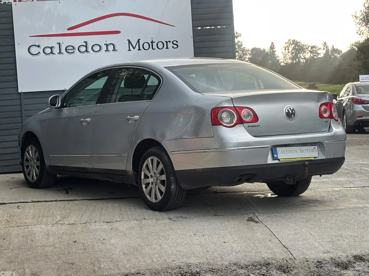 Volkswagen Passat Saloon, Diesel, 2007, Silver