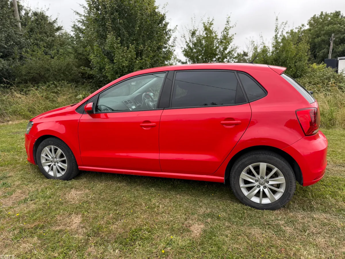 Volkswagen Polo Hatchback, Petrol, 2016, Red