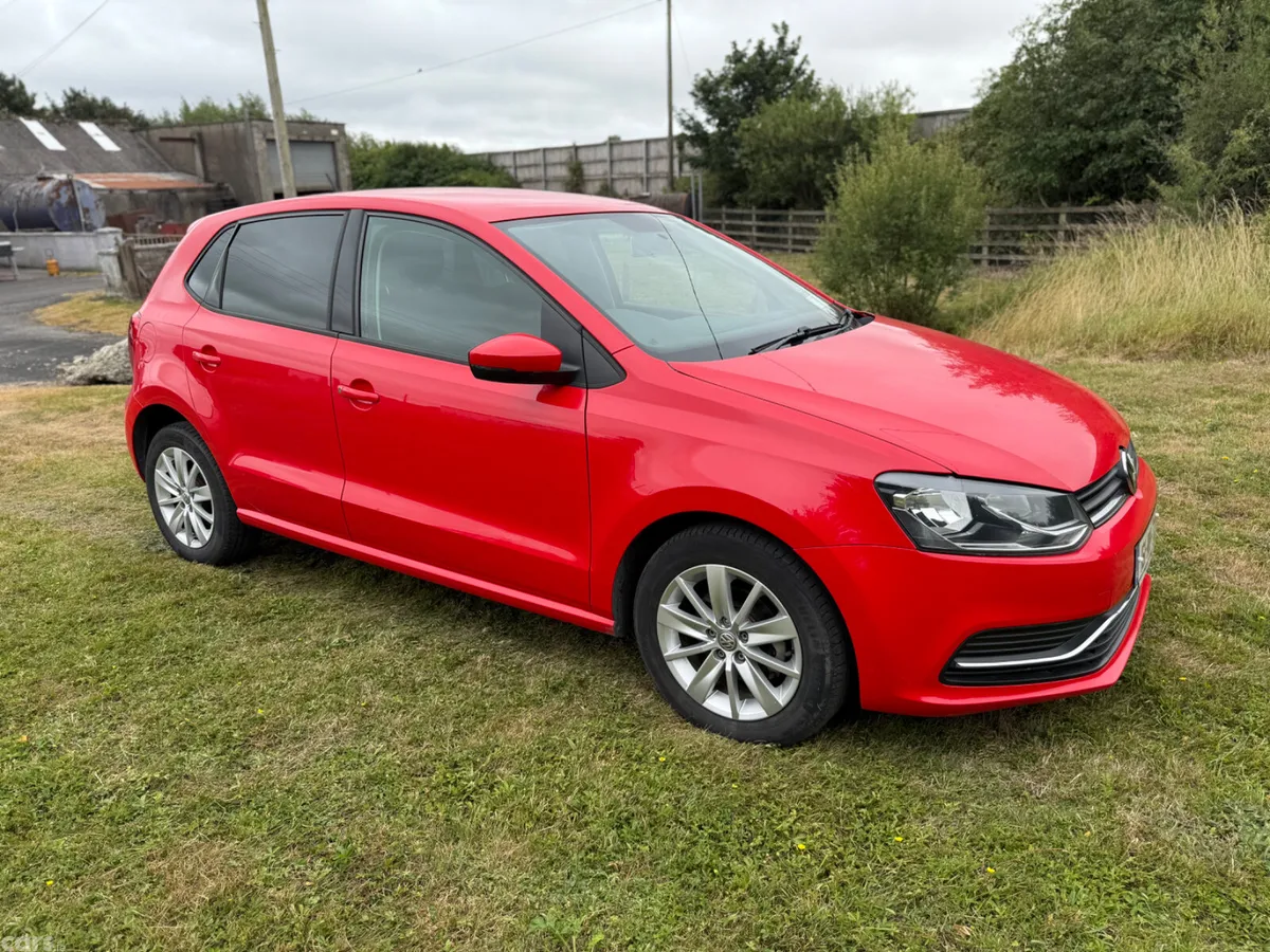 Volkswagen Polo Hatchback, Petrol, 2016, Red