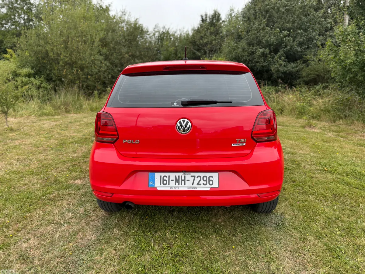 Volkswagen Polo Hatchback, Petrol, 2016, Red