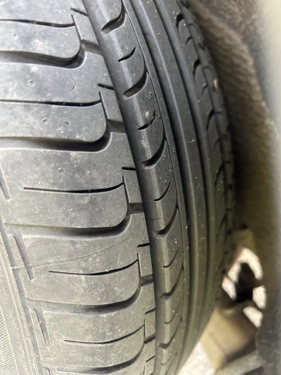 Nissan Qashqai Hatchback, Diesel, 2016, White