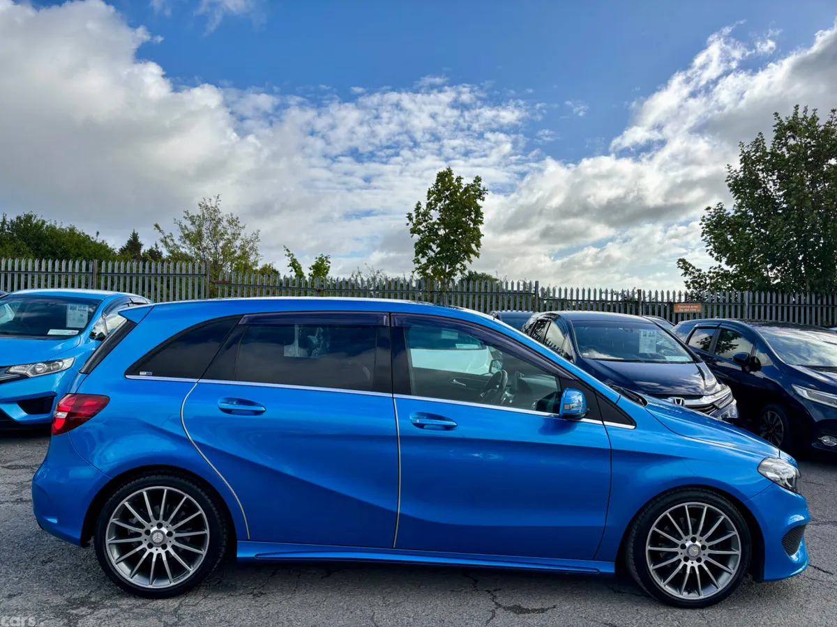 Mercedes-Benz B-Class MPV, Petrol, 2017, Blue