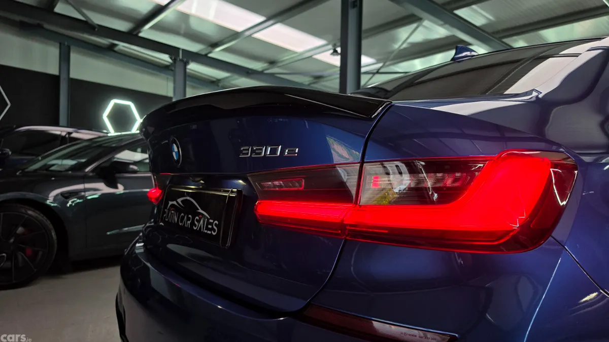 BMW 3-Series Saloon, Petrol Plug-in Hybrid, 2020, Blue