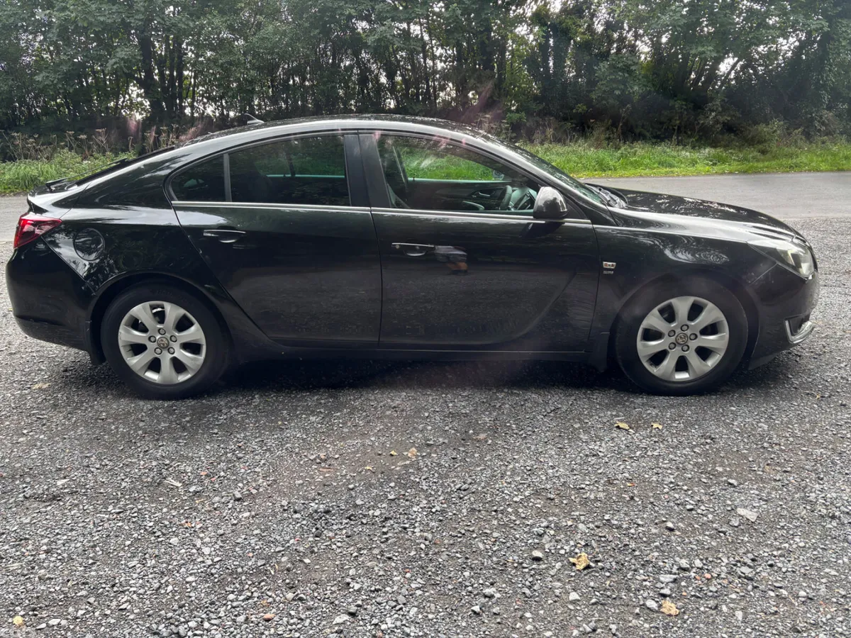 Opel Insignia Hatchback, Diesel, 2016, Black