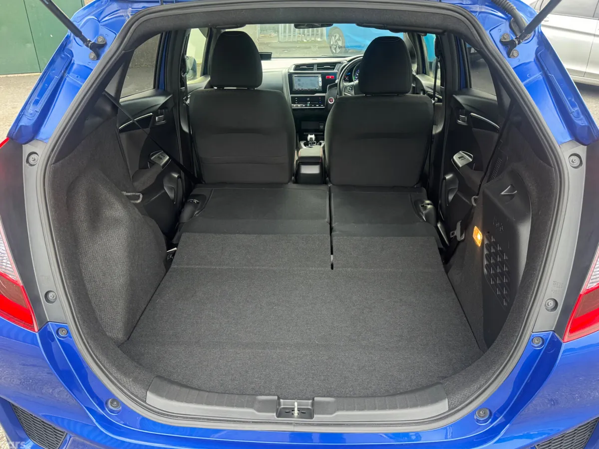 Honda Fit Hatchback, Petrol Hybrid, 2015, Blue