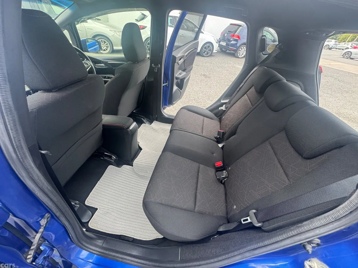 Honda Fit Hatchback, Petrol Hybrid, 2015, Blue