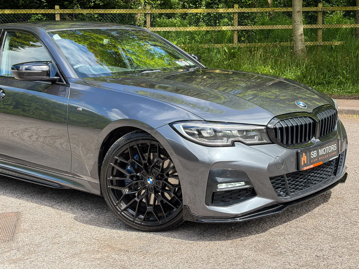 BMW 3-Series Saloon, Diesel, 2019, Grey