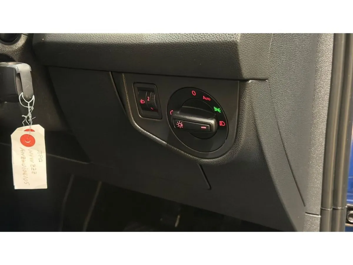 Volkswagen Polo Hatchback, Petrol, 2019, Blue