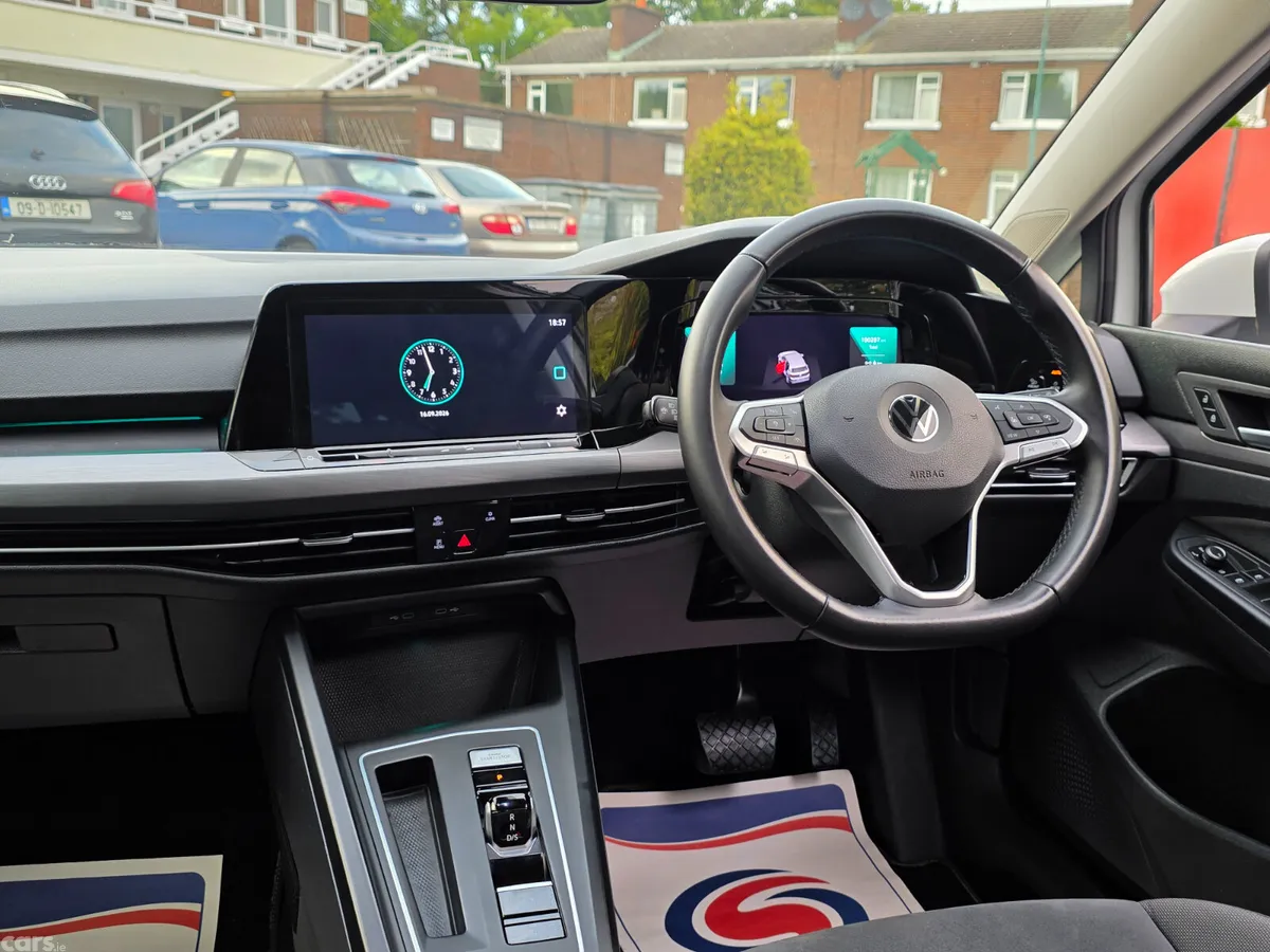 Volkswagen Golf Hatchback, Petrol, 2020, White