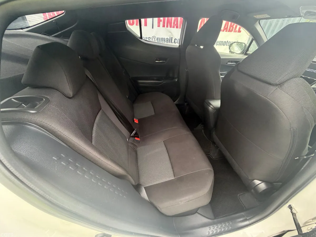 Toyota C-HR SUV, Petrol Hybrid, 2018, White