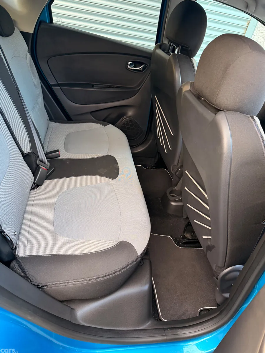 Renault Captur SUV, Petrol, 2016, Blue