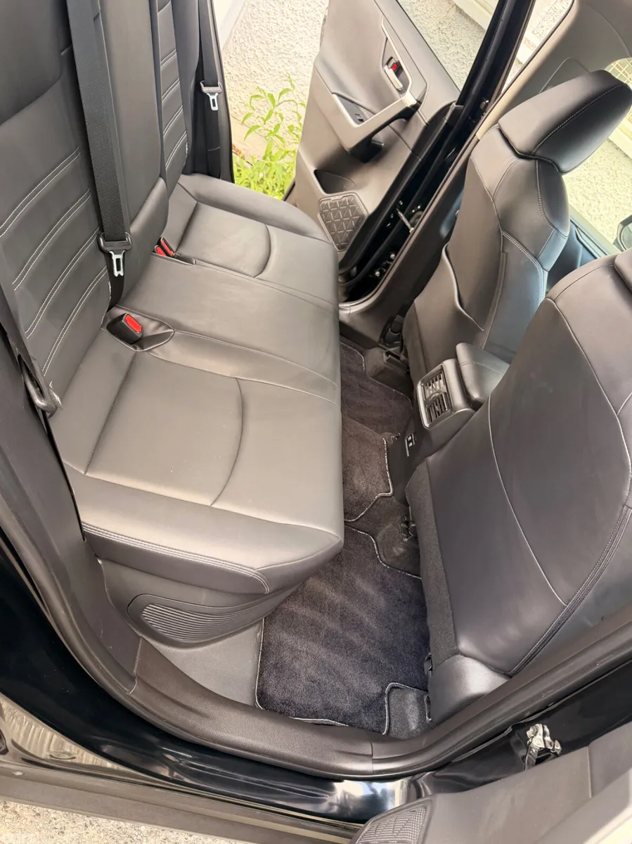 Toyota RAV4 SUV, Petrol Hybrid, 2021, Black