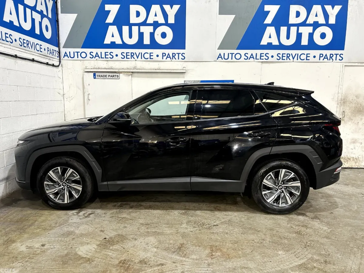 Hyundai Tucson MPV, Diesel, 2022, Black