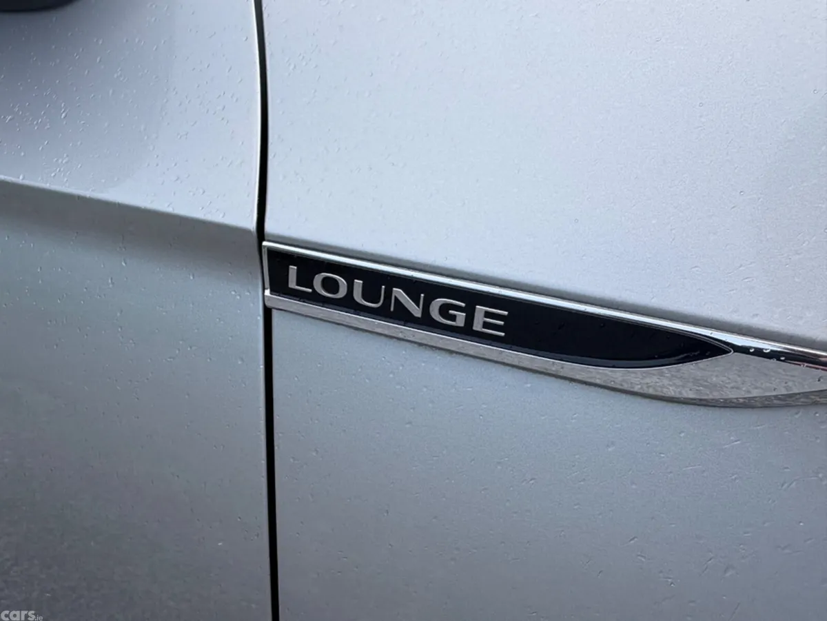 Volkswagen Golf Hatchback, Petrol, 2016, Silver