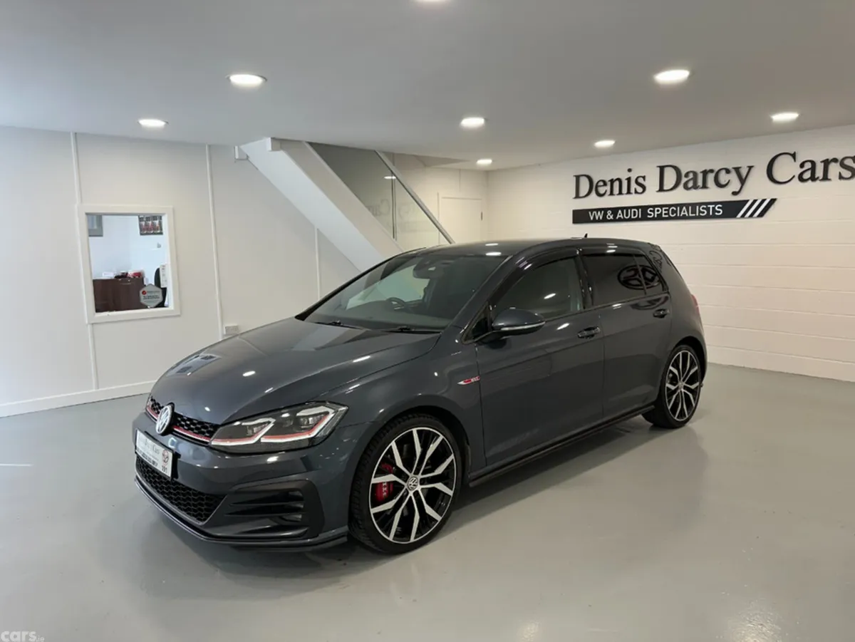 Volkswagen Golf Hatchback, Petrol, 2019, Blue