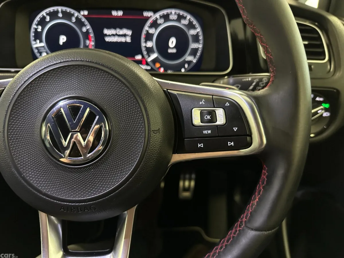 Volkswagen Golf Hatchback, Petrol, 2019, Blue