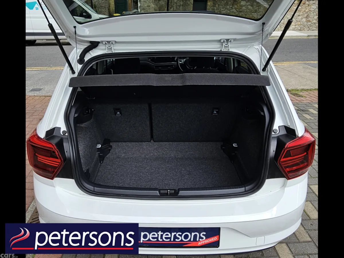 Volkswagen Polo Hatchback, Petrol, 2018, White