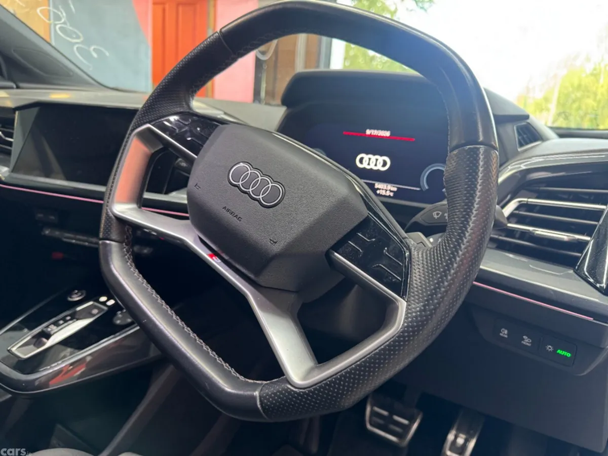 Audi Q4 e-tron SUV, Electric, 2023, White