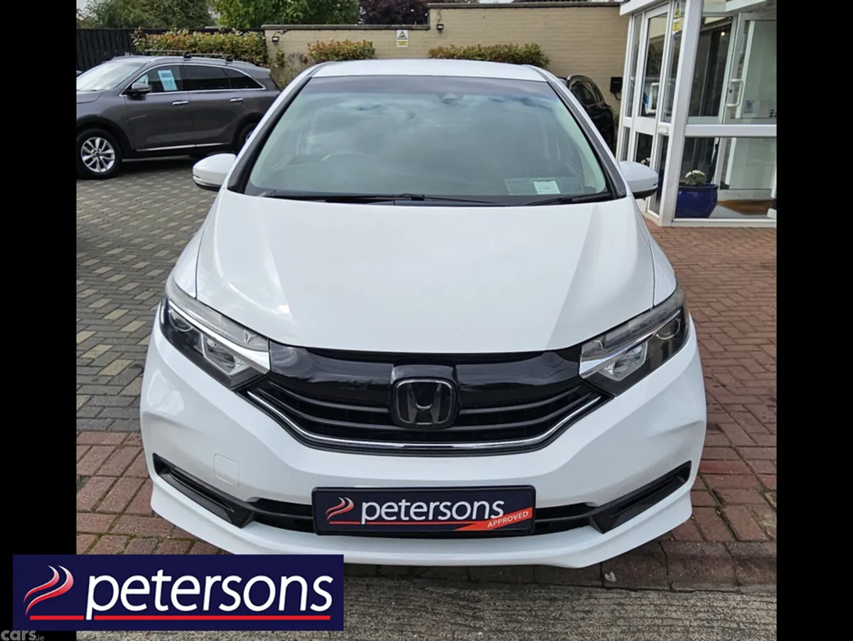 Honda Shuttle Estate, Petrol Hybrid, 2021, White
