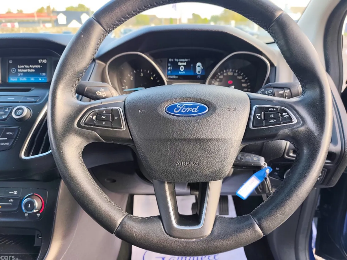 Ford Focus Hatchback, Diesel, 2016, Blue