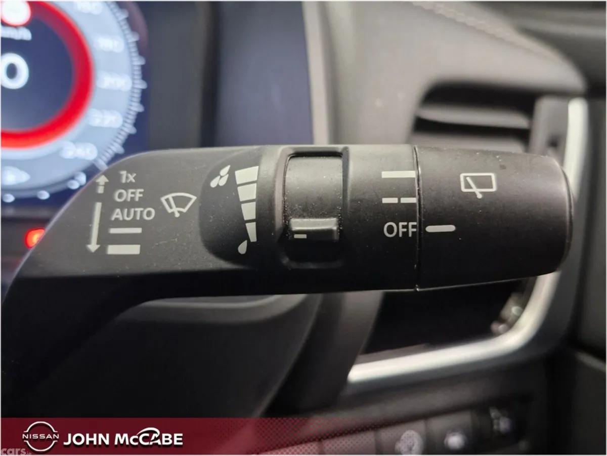 Nissan Qashqai MPV, Petrol, 2024, Grey