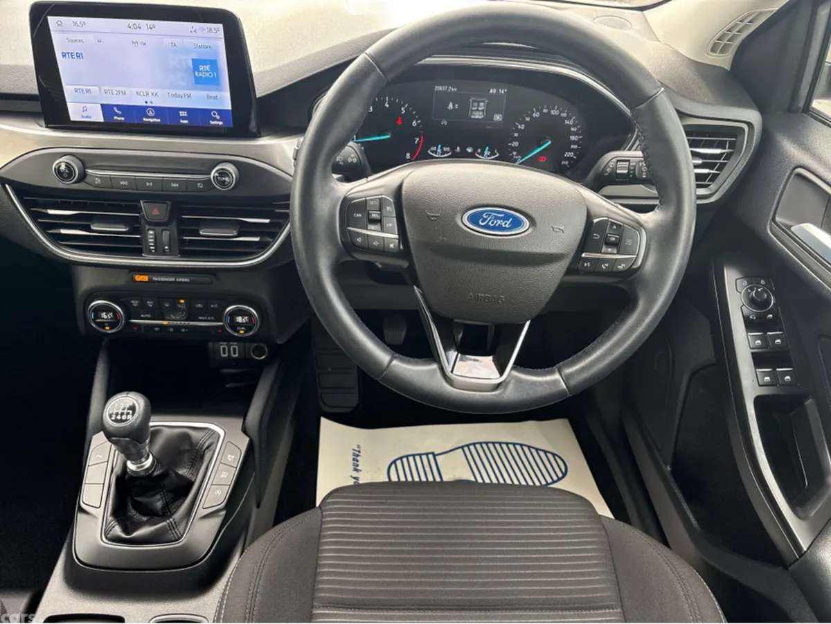 Ford Focus Hatchback, Petrol, 2022, Grey