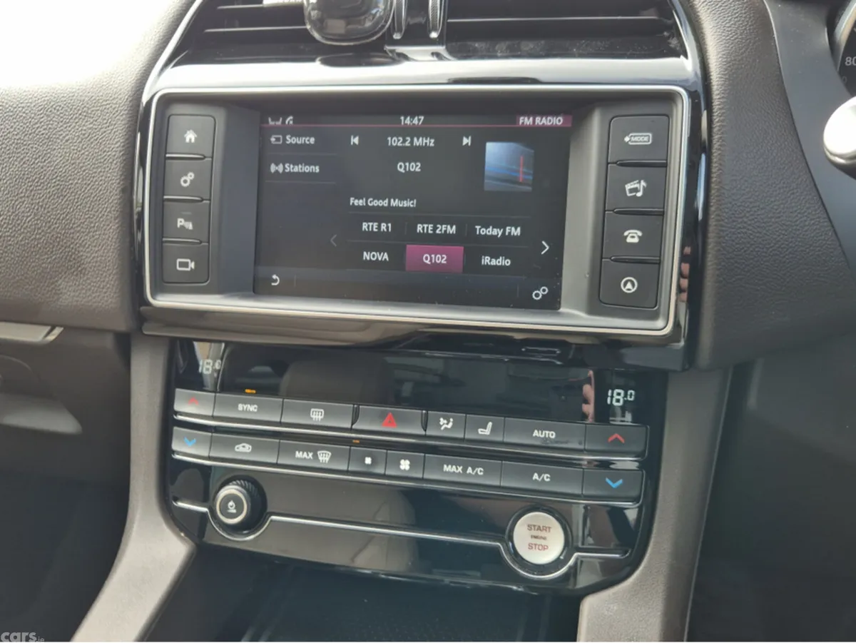 Jaguar F-Pace SUV, Diesel, 2017, Blue