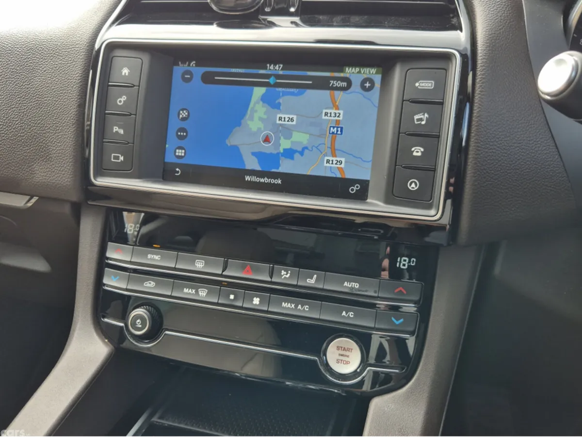 Jaguar F-Pace SUV, Diesel, 2017, Blue
