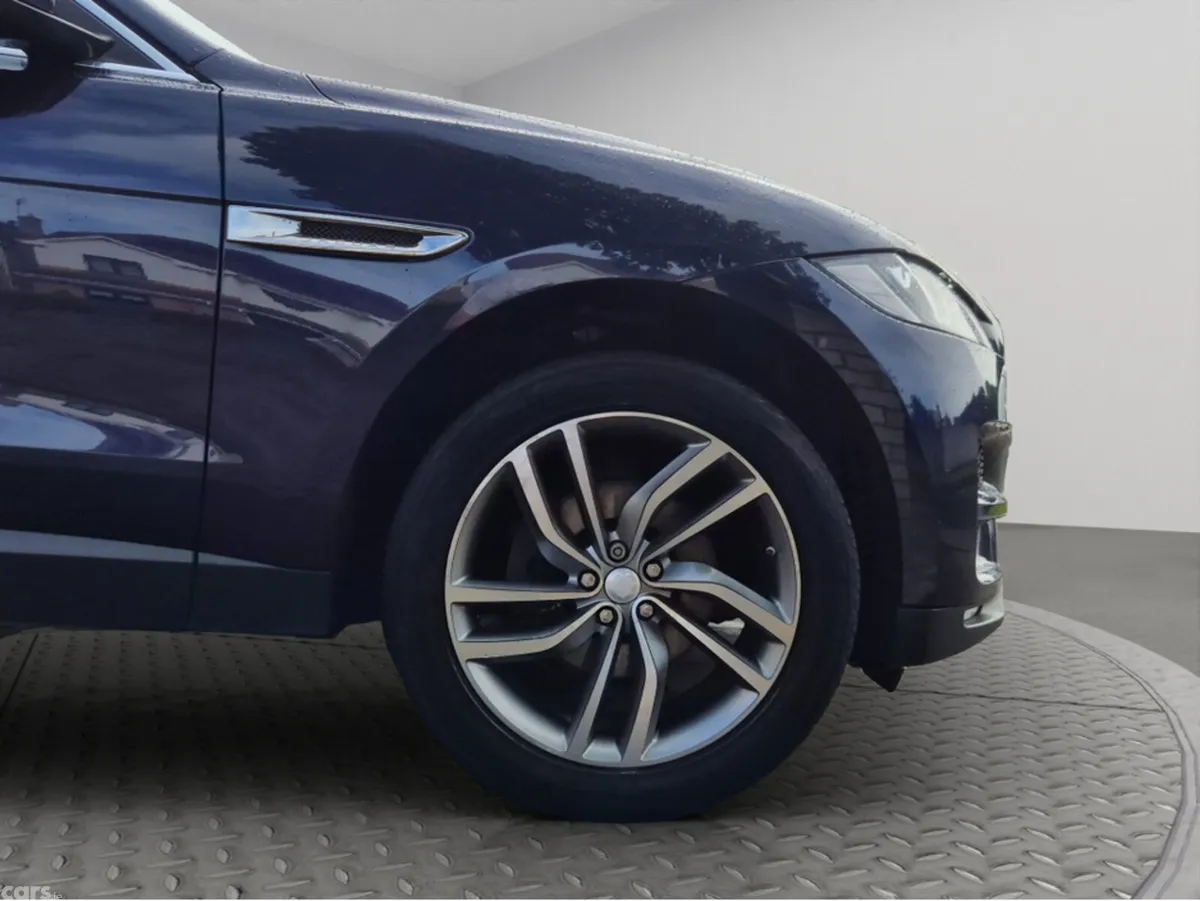 Jaguar F-Pace SUV, Diesel, 2017, Blue