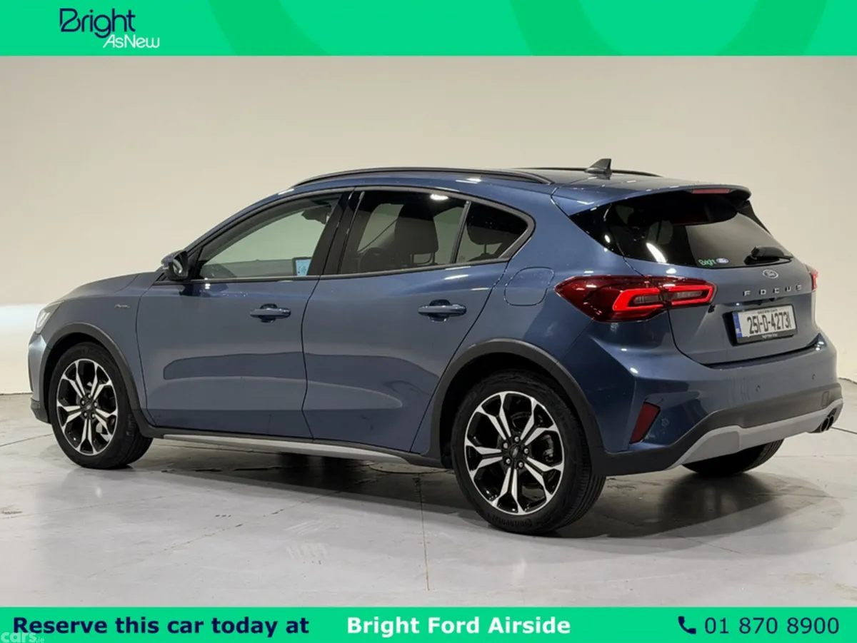 Ford Focus Hatchback, Petrol Hybrid, 2025, Blue