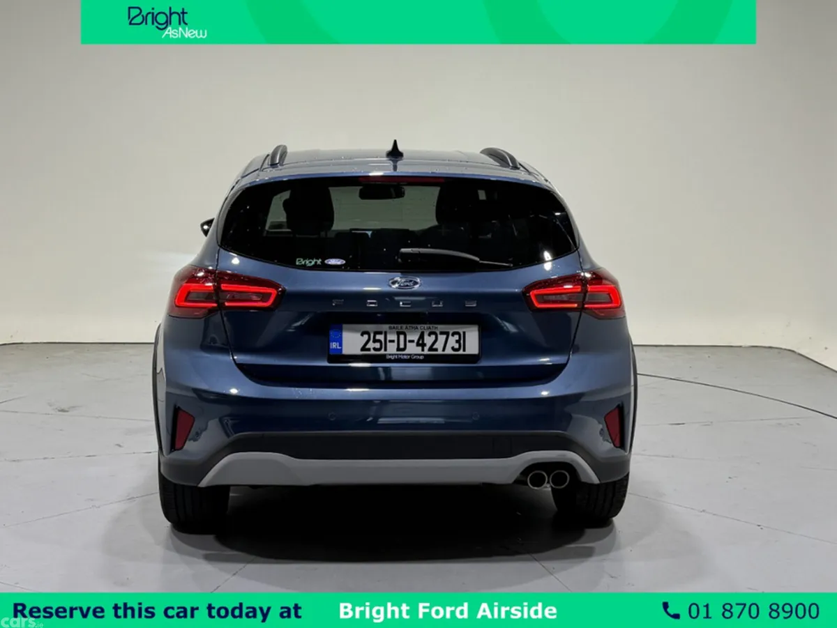 Ford Focus Hatchback, Petrol Hybrid, 2025, Blue
