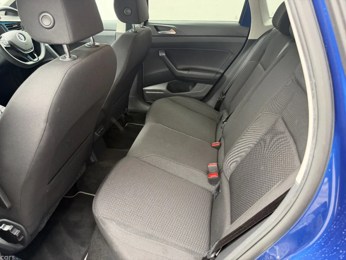 Volkswagen Polo Hatchback, Petrol, 2021, Blue