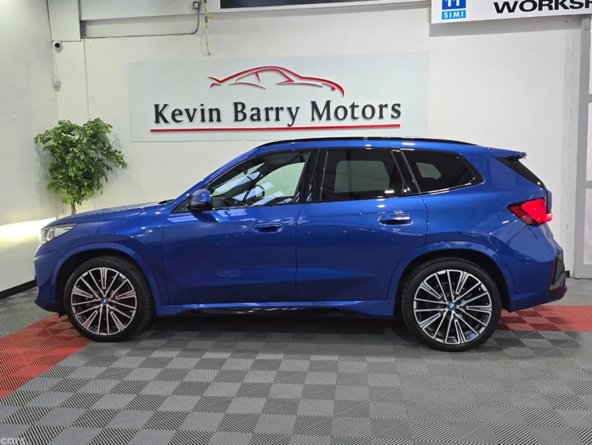 BMW iX1 SUV, Electric, 2023, Blue