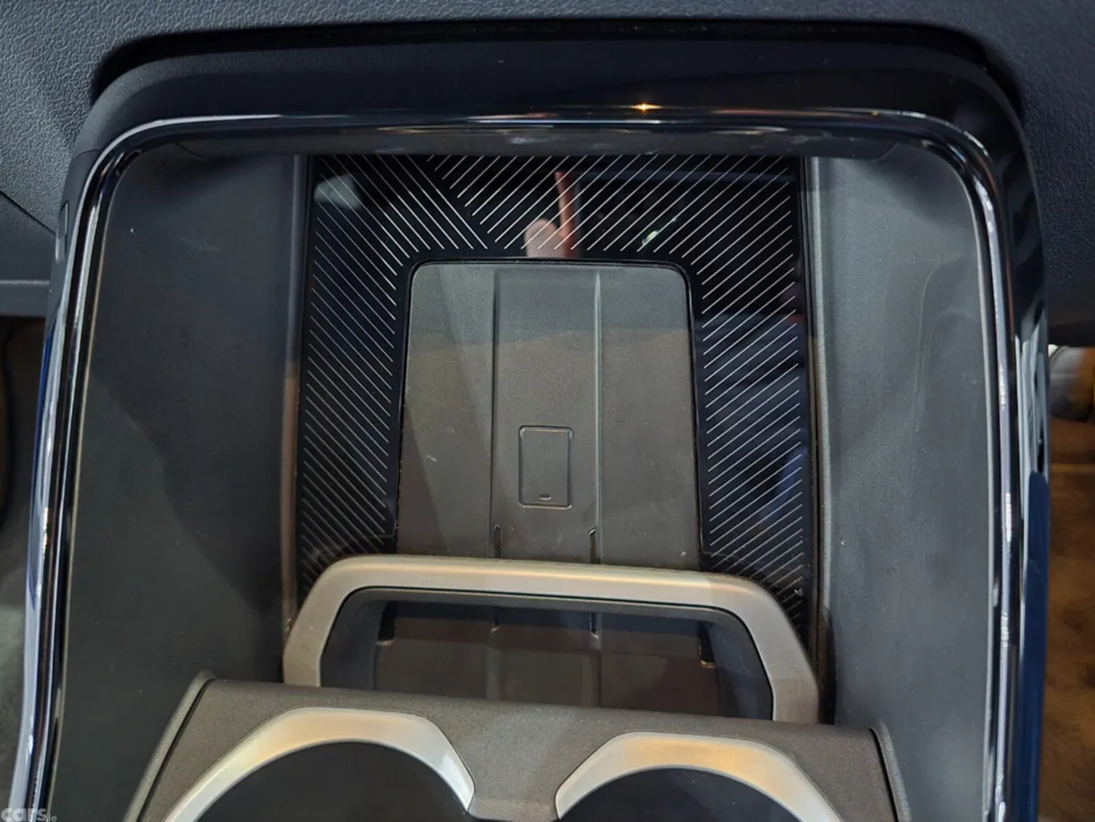 BMW iX1 SUV, Electric, 2023, Blue