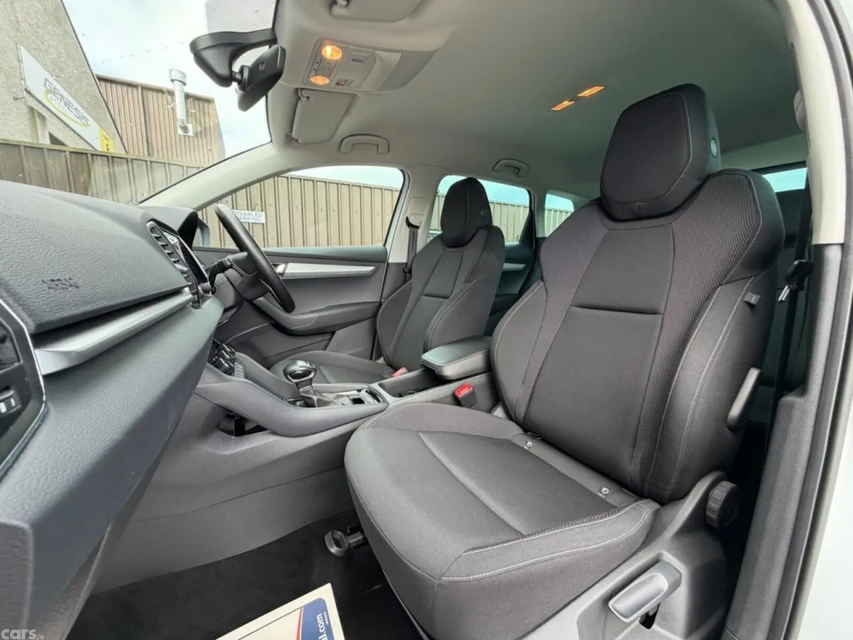 Skoda Karoq SUV, Diesel, 2022, White