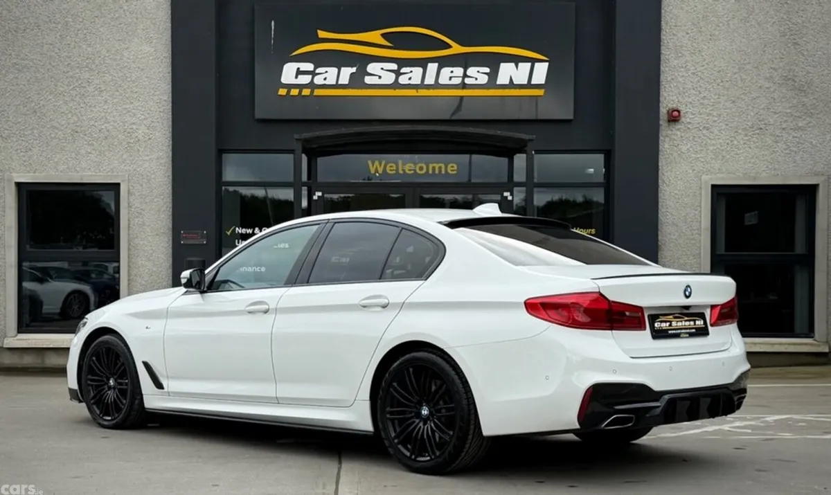 BMW 5-Series Saloon, 2019, 