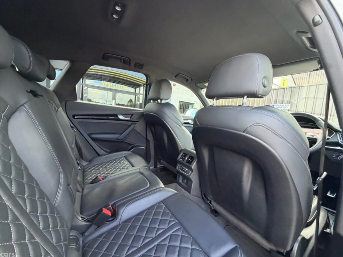 Audi Q5 SUV, Diesel Hybrid, 2022, White