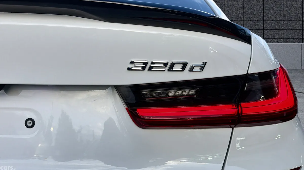 BMW 3-Series Saloon, Diesel, 2022, White