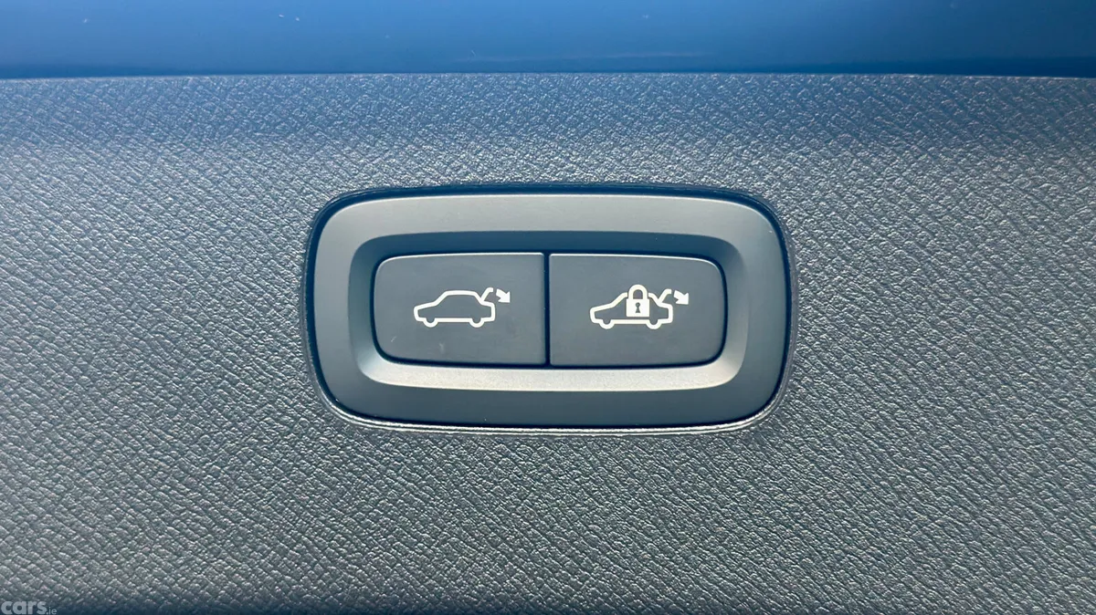 Volvo XC90 SUV, Petrol Plug-in Hybrid, 2024, Grey