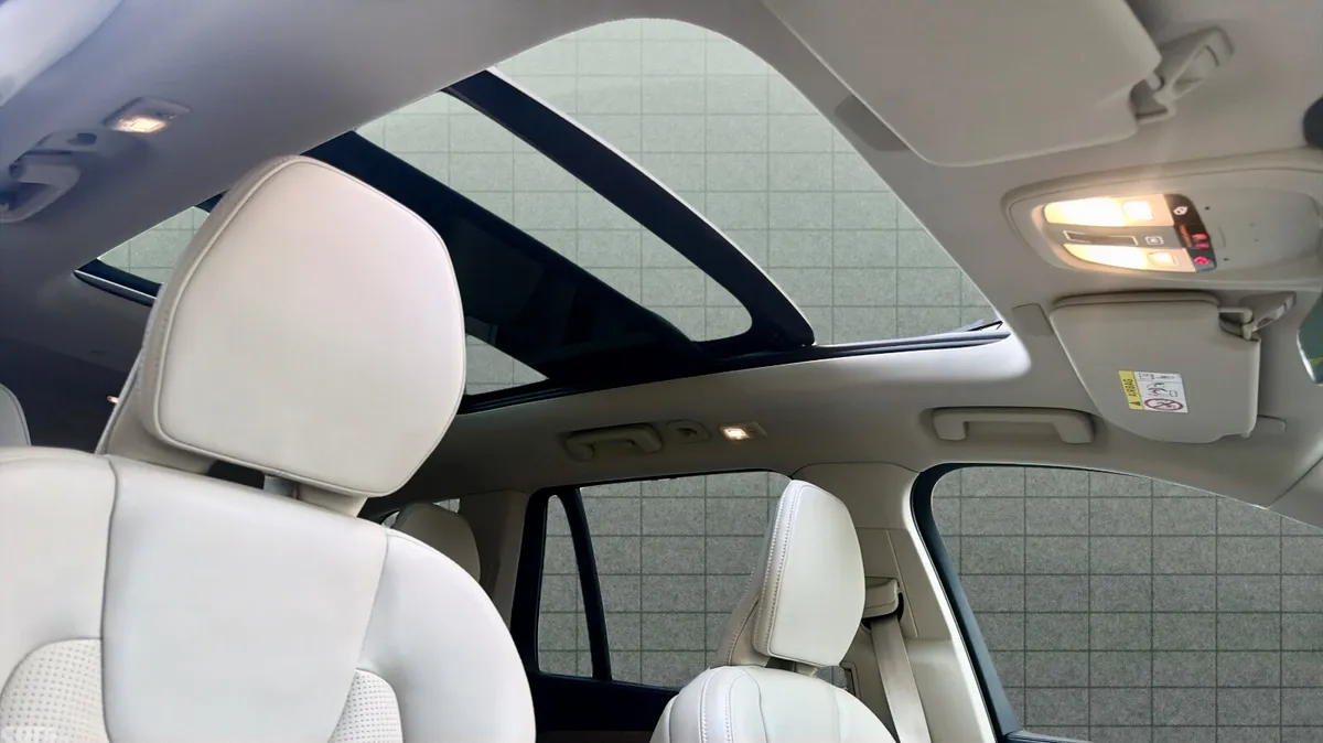 Volvo XC90 SUV, Petrol Plug-in Hybrid, 2024, Grey