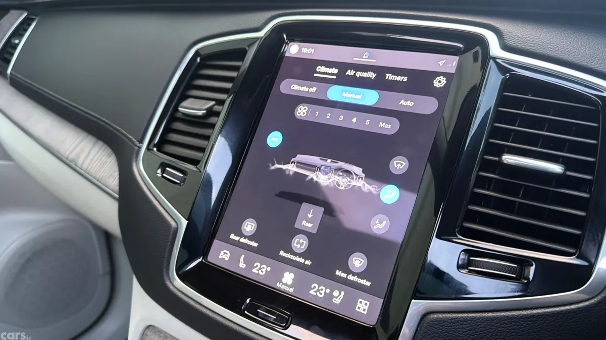 Volvo XC90 SUV, Petrol Plug-in Hybrid, 2024, Grey