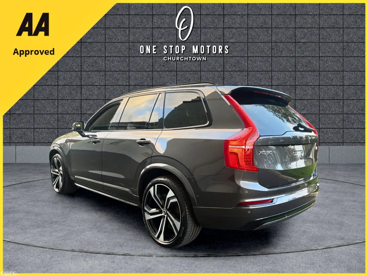 Volvo XC90 SUV, Petrol Plug-in Hybrid, 2024, Grey