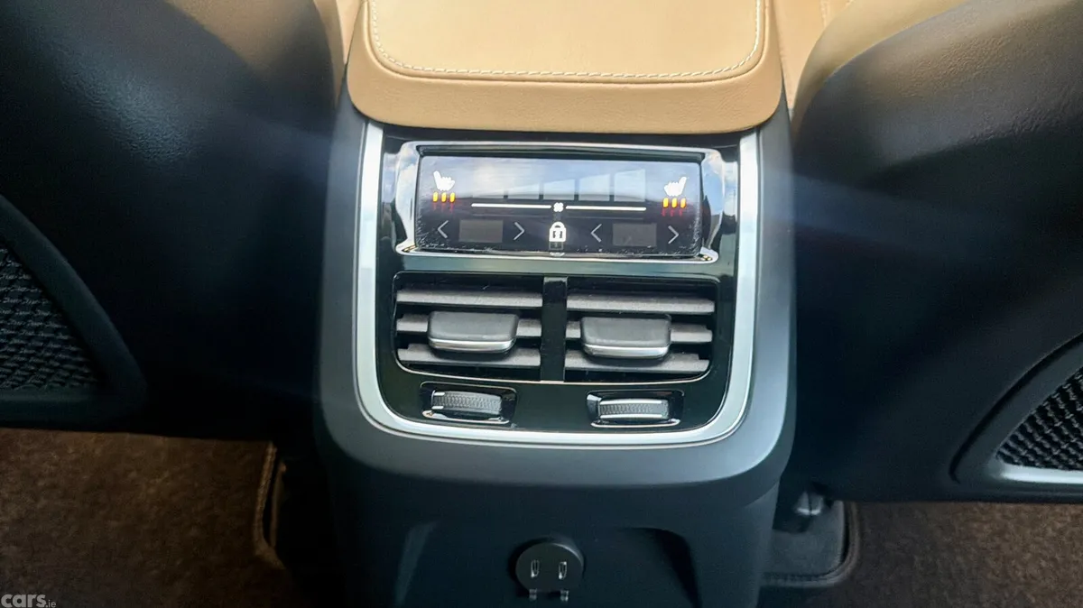 Volvo XC90 SUV, Petrol Plug-in Hybrid, 2024, Gold