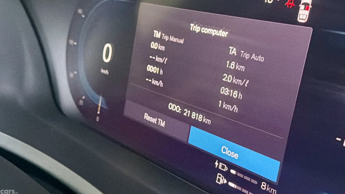 Volvo XC90 SUV, Petrol Plug-in Hybrid, 2024, Gold