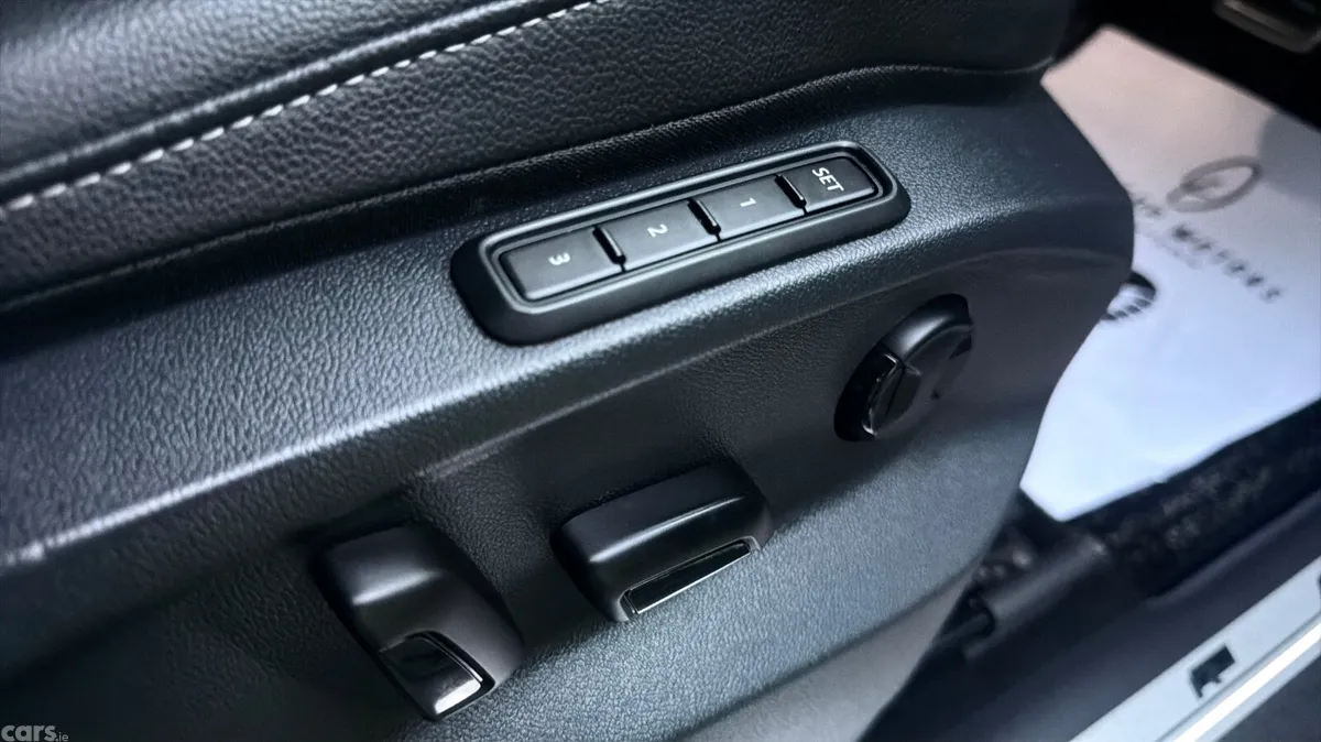 Volkswagen Tiguan SUV, Diesel, 2019, Black