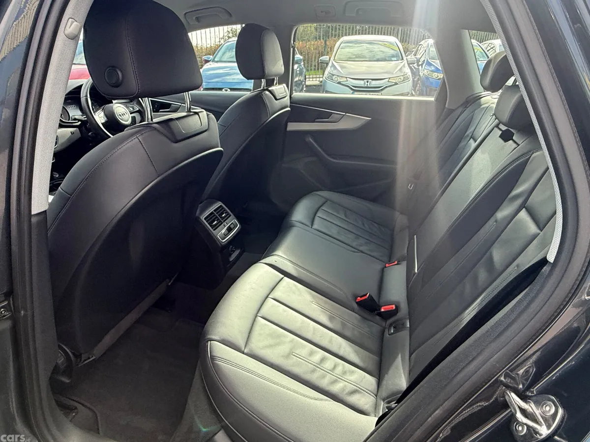 Audi A4 Estate, Diesel, 2022, Grey